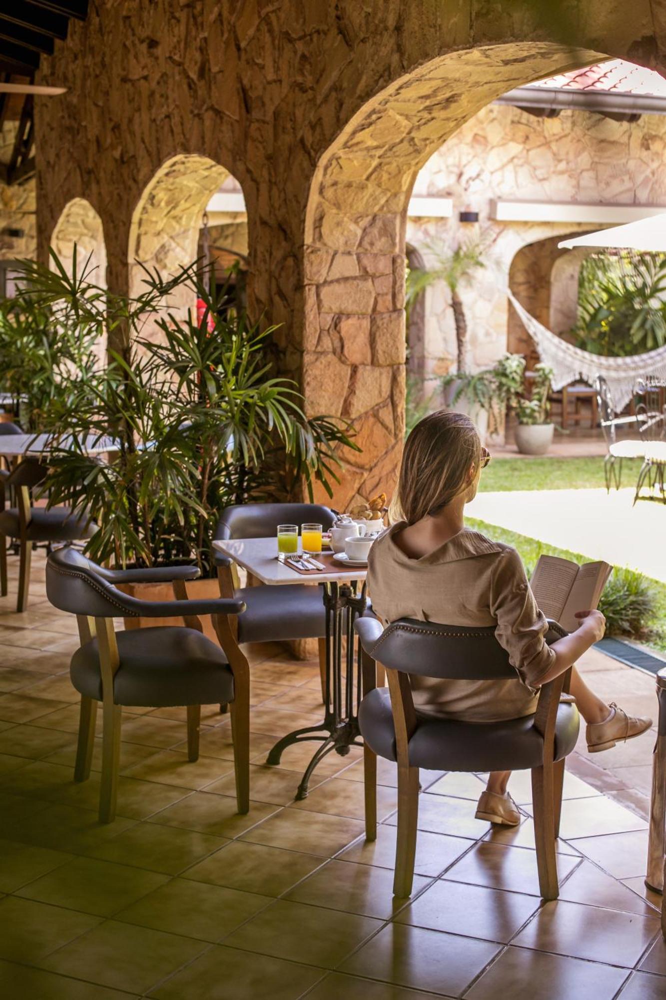 Las Lomas Casa Hotel Асунсьйон Екстер'єр фото