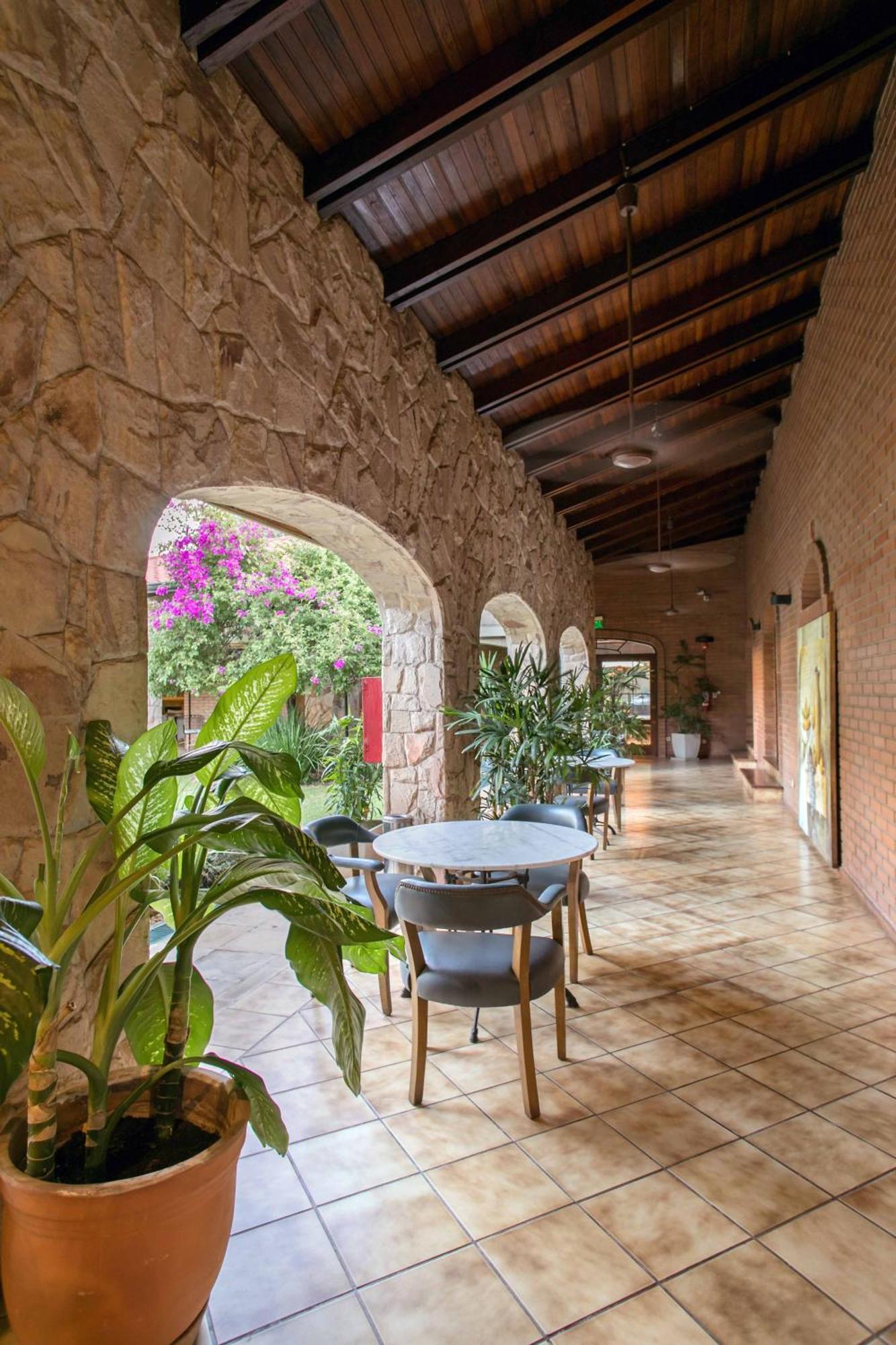 Las Lomas Casa Hotel Асунсьйон Екстер'єр фото